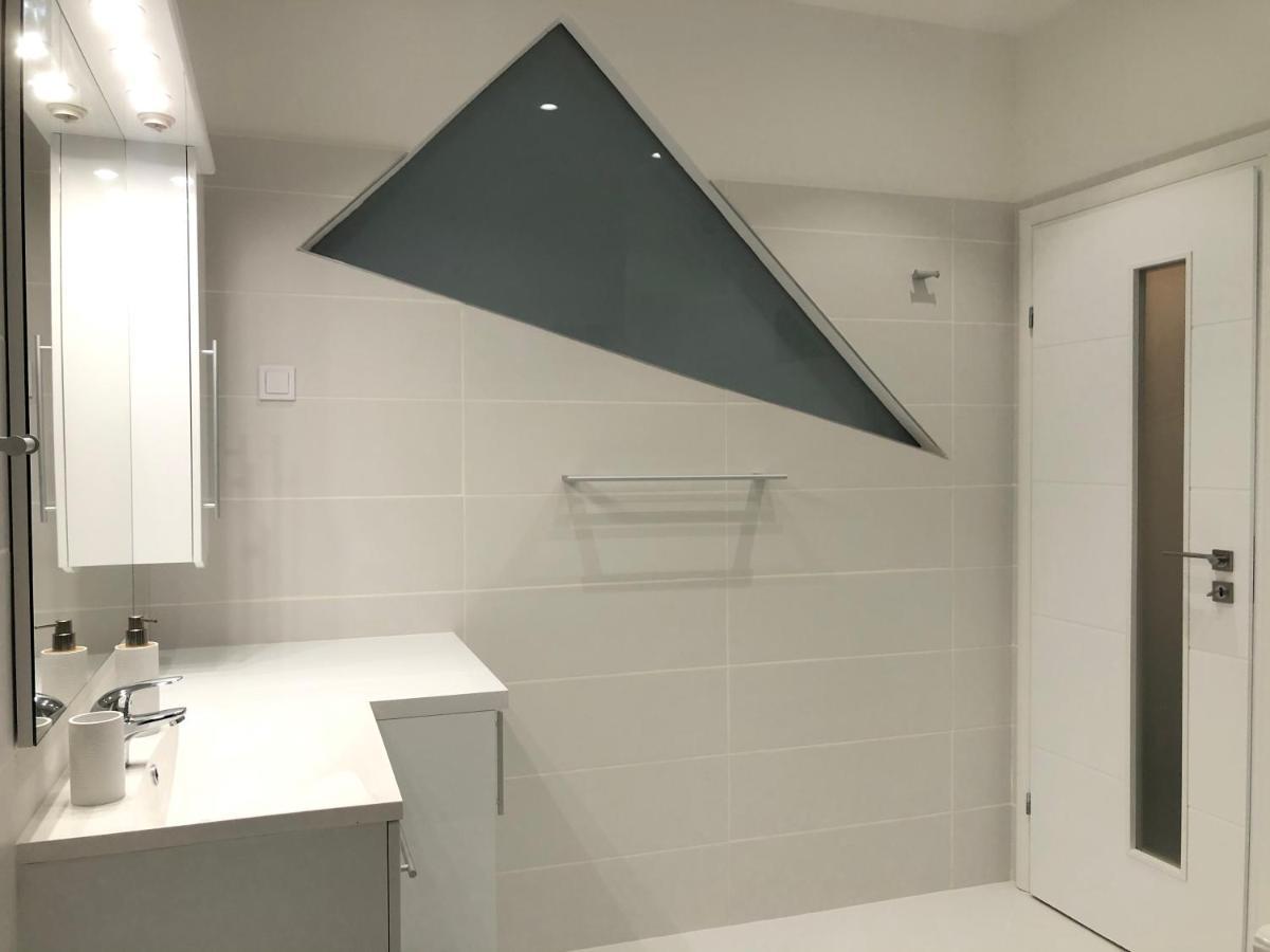 Stylish Westpark 2 Residence Lake View W8 ブカレスト エクステリア 写真
