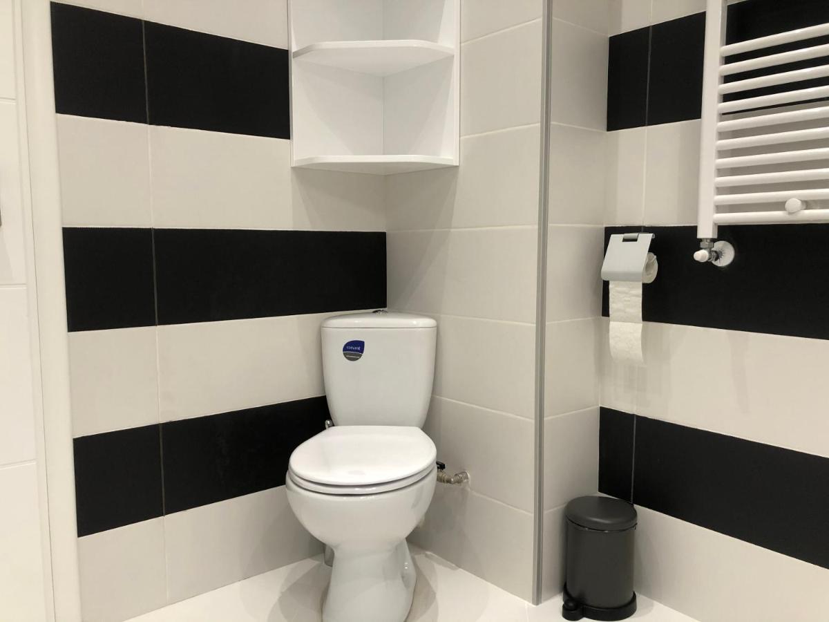 Stylish Westpark 2 Residence Lake View W8 ブカレスト エクステリア 写真