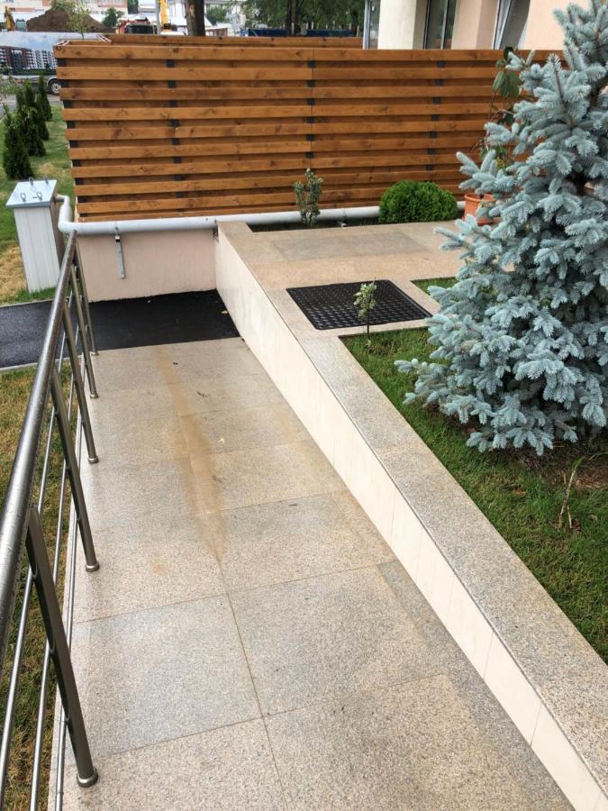 Stylish Westpark 2 Residence Lake View W8 ブカレスト エクステリア 写真